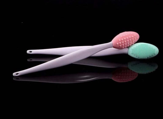 Lip scrub brush
